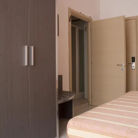 Hotel Renato Sesto San Giovanni Zimmer foto