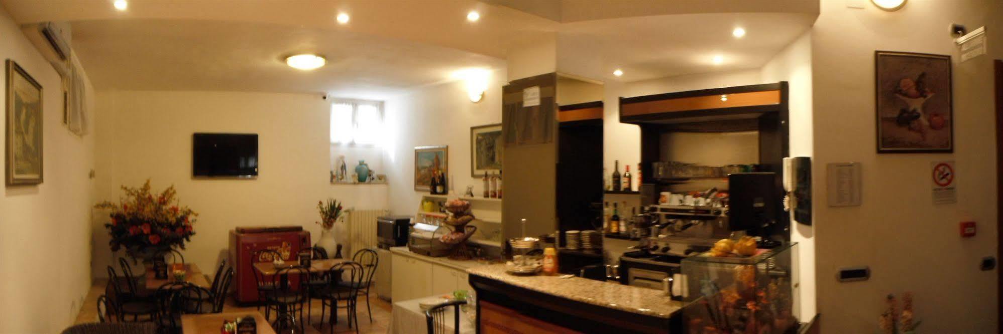Hotel Hotel Renato 3*